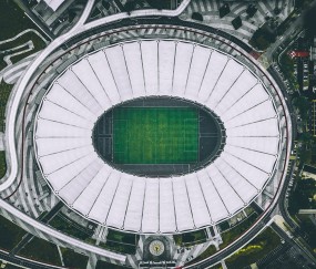 kaiyun中国-情绪风暴，热刺场边怒吼与德布劳内摔瓶背后的绿茵暗流，情绪风暴，热刺场边怒吼与德布劳内摔瓶背后的绿茵暗流